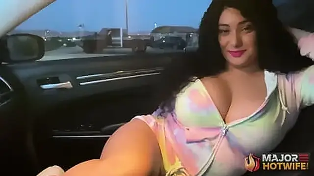 Curvy Barbi   Jogging Hotwife Car Ride (2025 05 09)