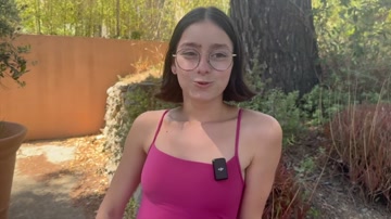 Penelope, 19 Ans, Vendeuse De Cosmetiques Sur Paris