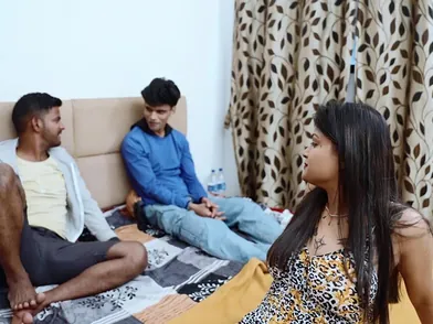 Desi Pornstar Suhna’s First Time Group Sex With Hung Studs   Full Hardcore Bang Out With Cum In Mouth