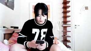 Webcam Petite Korean Schoolgirl Masturbating Solo