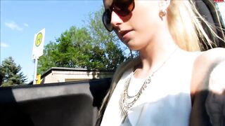 Anteprima Del Video: Sesso Outdoor Con Bella Biondina Tatuata