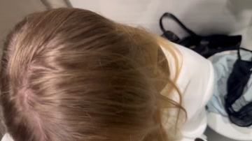 Blonde Facial At Fitting Room