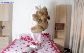 Teen In Bunny Costume Gets Ass Fucked And Creampied By Her Stepdad While Sleeping