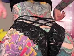 Amateur Webcam Teen Flashes Masturbates