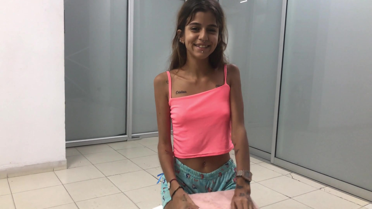 Stepbrother Please Let Me, I Want To Suck Your Cock And Feel Your Cum In My Mouth.” Aria Hidden=”true