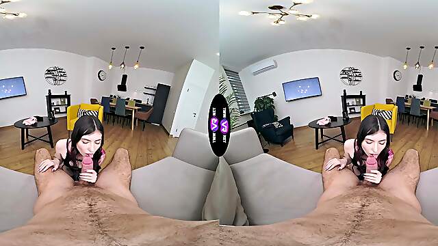 Teen Luna In HD Lust