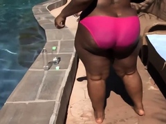 Mz Booty Gets Fucked By Shorty Mac