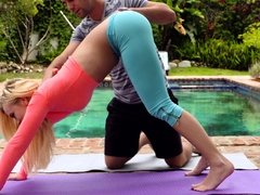 Hawt Blonde Enjoy Foot Fetish