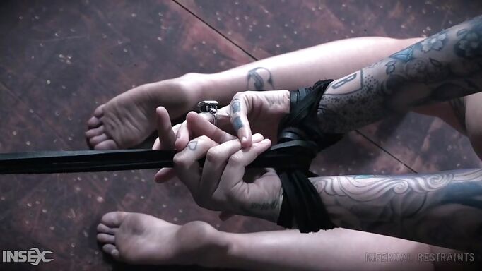 Leigh Raven Gets Subjected To Pain Play