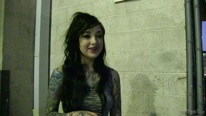 Punk Ass Tattooed Chick Ready To Get Down