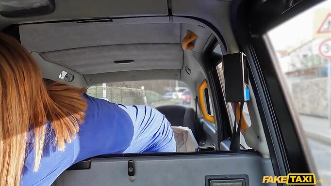 Hot Babe Wearing Glasses Likes Sucking Cock