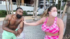 Hot Ass Hollywood   Race Me To The Bedroom In 4K