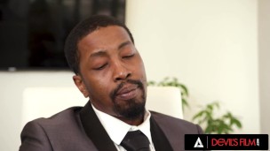 Sexy Babe Gets Her Ass Pounded By A Black Cock