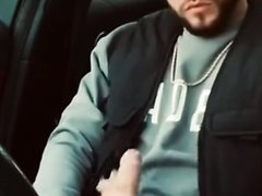 Big Dick Cums In A Car
