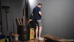 Teacher With A Monster Cock Fucks A Dumb Blonde In The Classroom