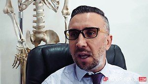 Naughty College Girl Deserves Some Cuni And Missionary Pounding As Well