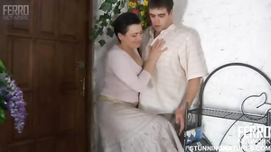 RUSSIAN MATURE ELSA 13