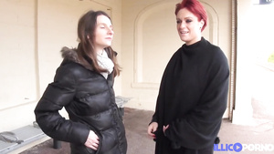 Beautiful Lesbians Outdoor Sex