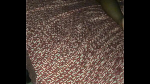 Madrastra Olvida Ponerse Rompa Antes De Ir A Dormir