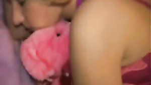 Sexy Brown Haired Chick Gets Fucked While Sleeping