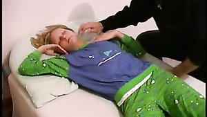 Dude Gives His Sleeping Girlfriend A Bright Sex Surprise