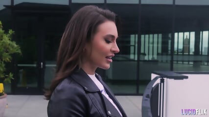 Ultimacy Ii Episode 4. The Tourist: Ella Reese