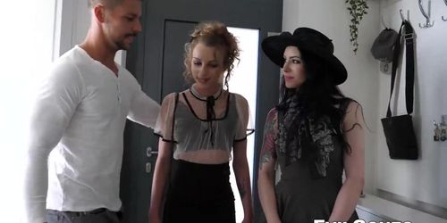 Double Penetration Orgy With Two Sexy Babes Taking Big Dicks