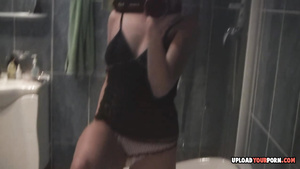 Young Babe Babe Records Herself In The Bathroom